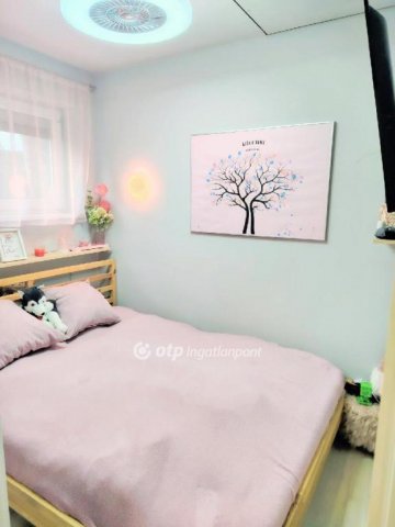 Eladó ikerház, Budapesten, XXI. kerületben 78.9 M Ft, 2+1 szobás