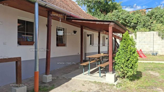 Eladó családi ház, Pomázon 85 M Ft, 5 szobás