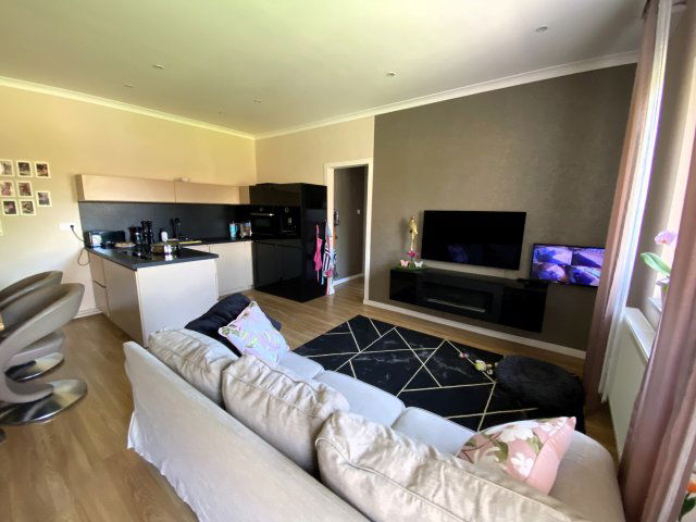 Eladó hotel, Üllőn 274.9 M Ft, 6+6 szobás / költözzbe.hu