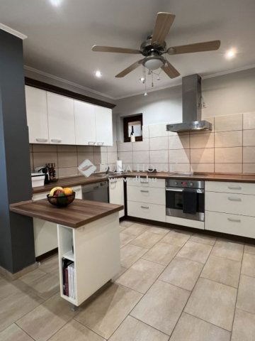 Eladó üzlethelyiség, Ócsán 147 M Ft, 4 szobás