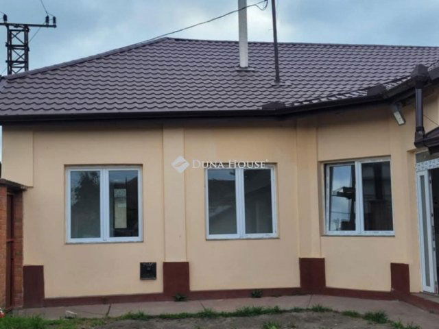Eladó családi ház, Kunszentmártonban 38 M Ft, 3 szobás