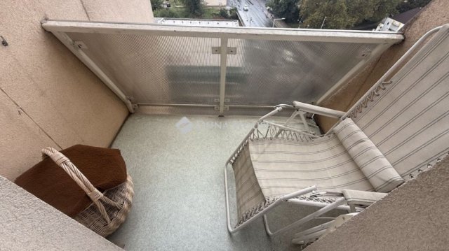 Eladó téglalakás, Szombathelyen 42 M Ft, 3 szobás