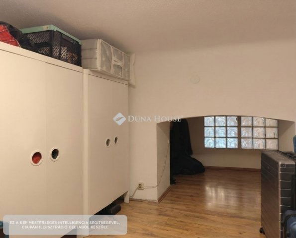 Eladó téglalakás, Budapesten, VIII. kerületben 68.9 M Ft