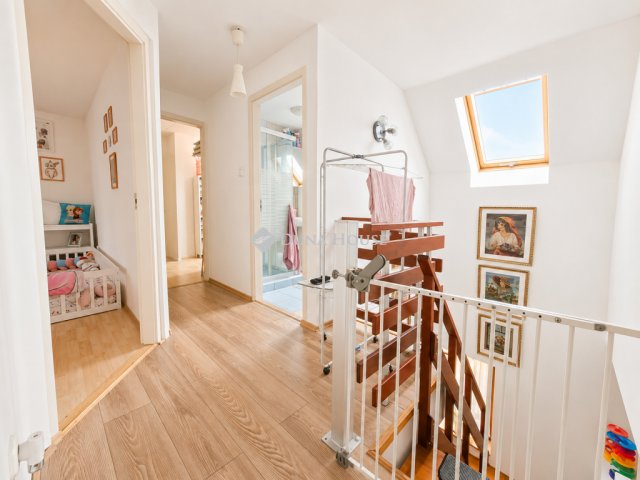 Eladó családi ház, Sülysápon 112 M Ft, 5 szobás