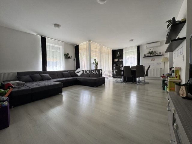 Eladó ikerház, Üllőn 90 M Ft, 4 szobás / költözzbe.hu