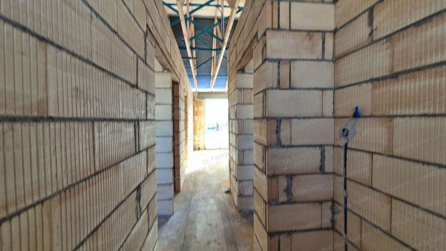 Eladó téglalakás, Győrújbaráton 66.5 M Ft, 4 szobás