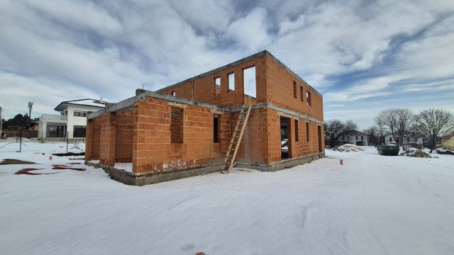 Eladó ikerház, Érden 148 M Ft, 4 szobás / költözzbe.hu