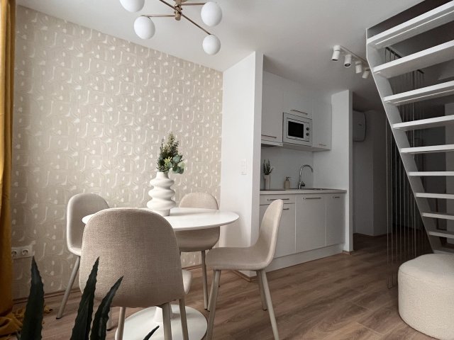 Kiadó téglalakás, albérlet, VII. kerületben, Szövetség utcában