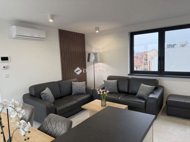 Kiadó téglalakás, albérlet, Debrecenben 370 E Ft / hó, 3 szobás