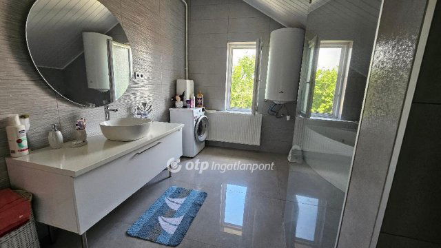 Eladó családi ház, Jászjákóhalmán 72.5 M Ft, 4 szobás