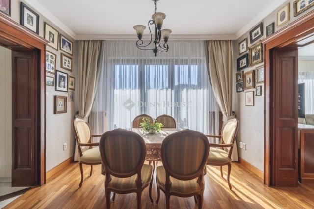 Eladó családi ház, Budapesten, II. kerületben 349 M Ft, 5 szobás