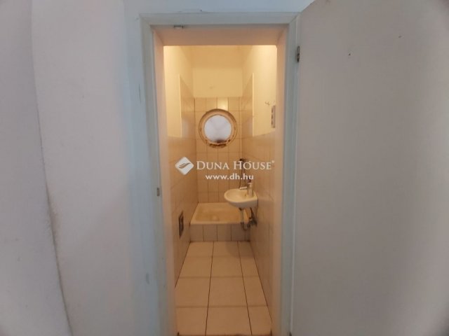 Eladó téglalakás, Budapesten, XIII. kerületben 61.9 M Ft