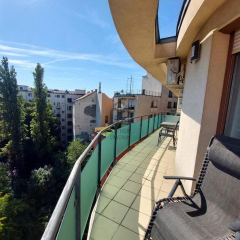 Eladó téglalakás, Budapesten, VIII. kerületben 144 M Ft