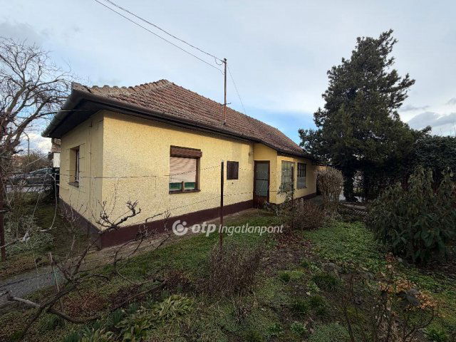 Eladó családi ház, Berettyóújfaluban 24.9 M Ft, 2 szobás