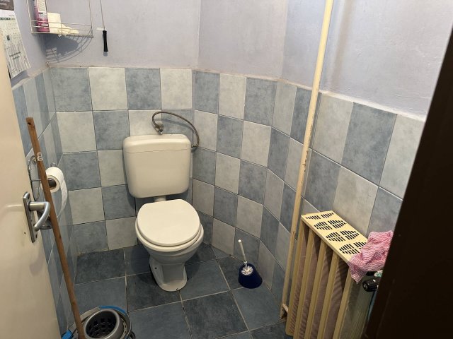 Eladó családi ház, Dombóváron 44.9 M Ft, 5 szobás