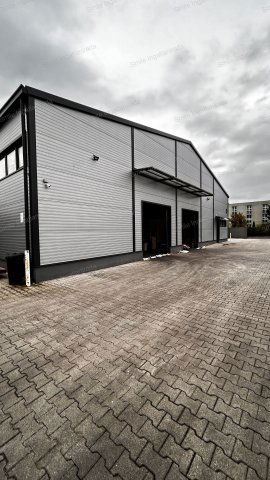 Kiadó ipari ingatlan, Nyíregyházán 500 E Ft / hó