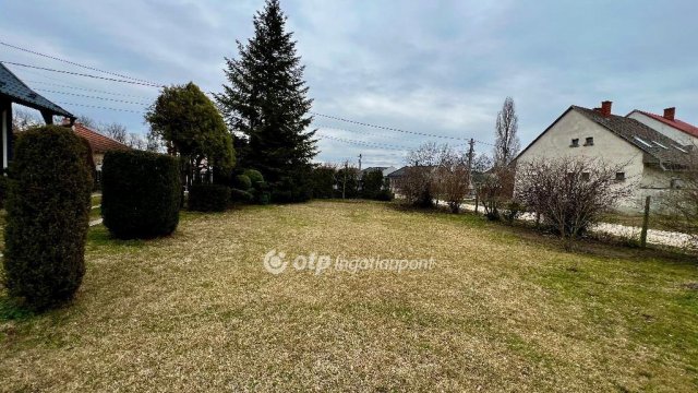 Eladó telek, Töltéstaván 28 M Ft / költözzbe.hu