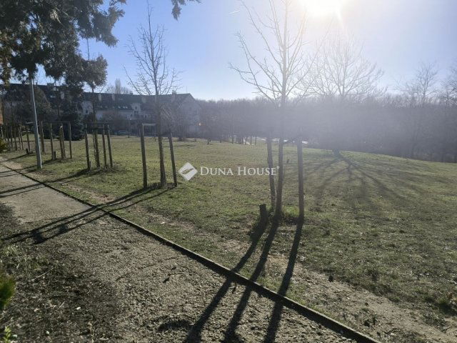 Eladó téglalakás, Budapesten, XVI. kerületben 85 M Ft, 3 szobás