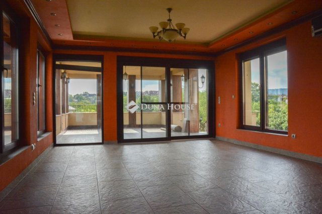 Eladó családi ház, Szentendrén, Szentlászlói úton 289 M Ft