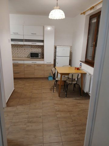 Kiadó családi ház, albérlet, Debrecenben 160 E Ft / hó