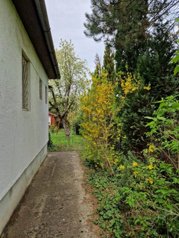 Eladó nyaraló, Velencén 54.9 M Ft, 3 szobás
