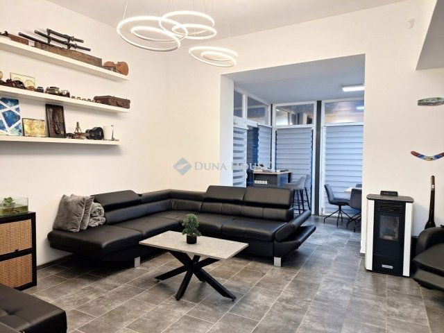 Eladó családi ház, Kecskeméten 134.2 M Ft, 5 szobás