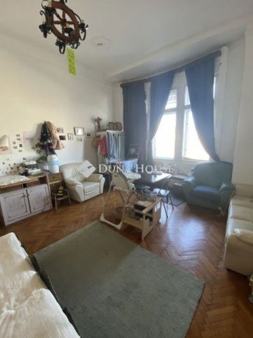 Eladó téglalakás, Budapesten, XII. kerületben 77 M Ft, 2 szobás