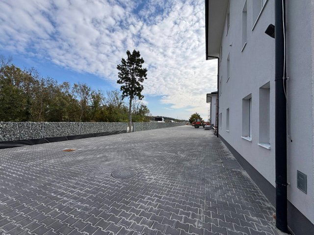 Eladó téglalakás, Sopronban 99.9 M Ft, 3 szobás