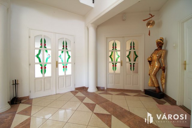 Eladó családi ház, Budakeszin 244 M Ft, 5+1 szobás