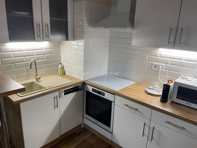 Eladó téglalakás, Debrecenben 68 M Ft, 2 szobás