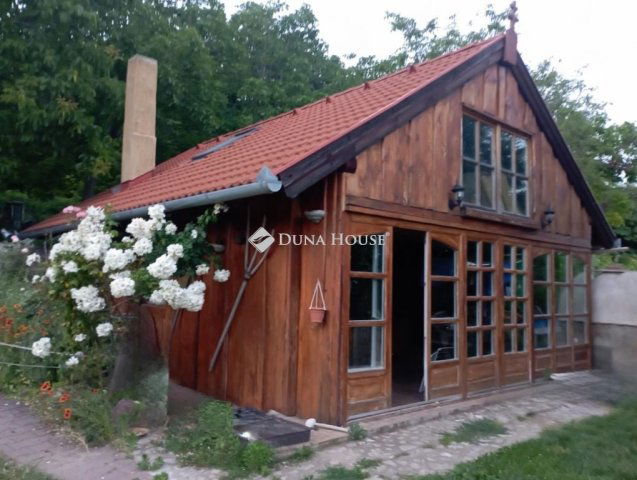 Eladó családi ház, Szentkirályszabadján 64.9 M Ft, 1 szobás