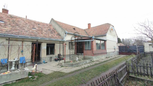 Eladó családi ház, Kertán 22 M Ft, 3 szobás