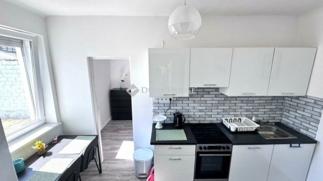 Eladó családi ház, Budapesten, XX. kerületben 74.9 M Ft