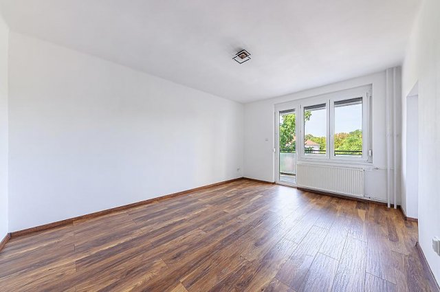 Eladó panellakás, Budapesten, X. kerületben 64.5 M Ft, 2 szobás