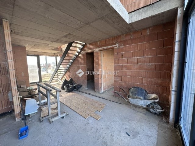 Eladó családi ház, Budapesten, XVIII. kerületben 209 M Ft