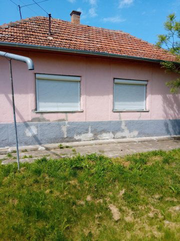 Eladó családi ház, Gyomaendrődön 8.5 M Ft, 4 szobás