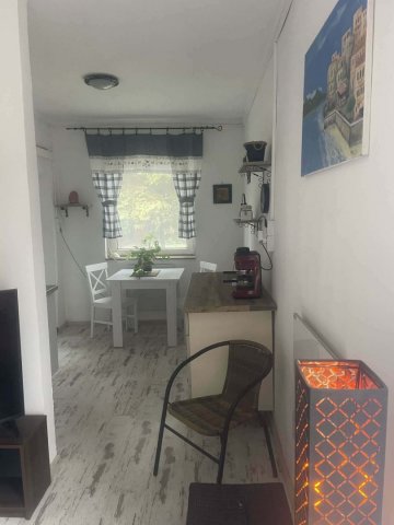 Eladó családi ház, Győrött 45.5 M Ft, 2 szobás