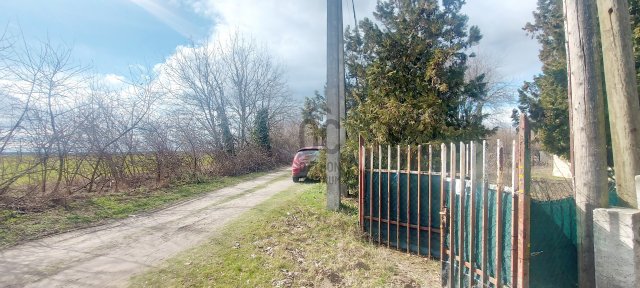 Eladó nyaraló, Szigetújfalun 25 M Ft, 2 szobás