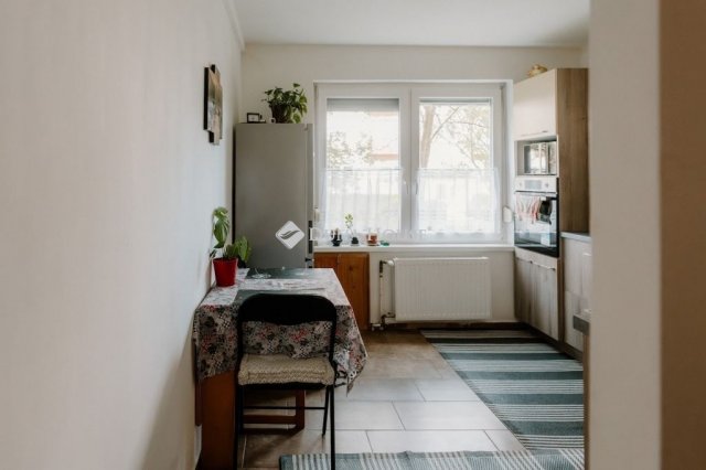 Eladó téglalakás, Hajmáskéren 31.9 M Ft, 1 szobás