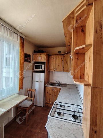 Kiadó panellakás, albérlet, Győrött 170 E Ft / hó, 2 szobás