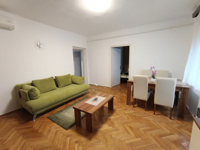 Eladó téglalakás, Pécsett, Móra Ferenc utcában 43.9 M Ft