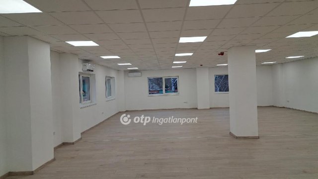 Kiadó iroda, Gödön 523 E Ft / hó, 1 szobás