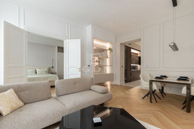 Eladó téglalakás, Budapesten, VI. kerületben 209 M Ft, 3 szobás