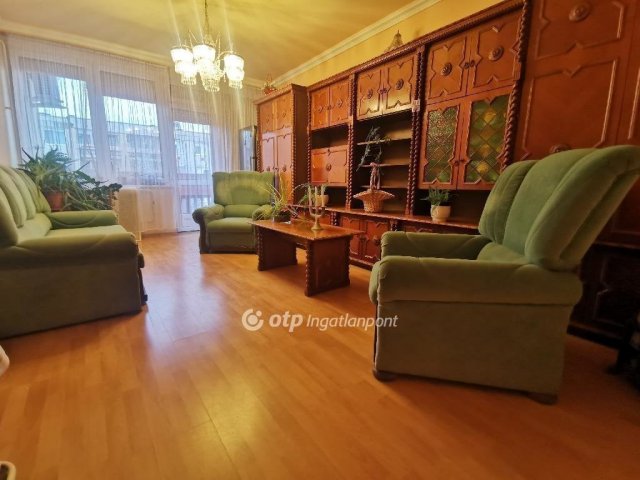 Eladó téglalakás, Nyíregyházán 44.5 M Ft, 1+1 szobás