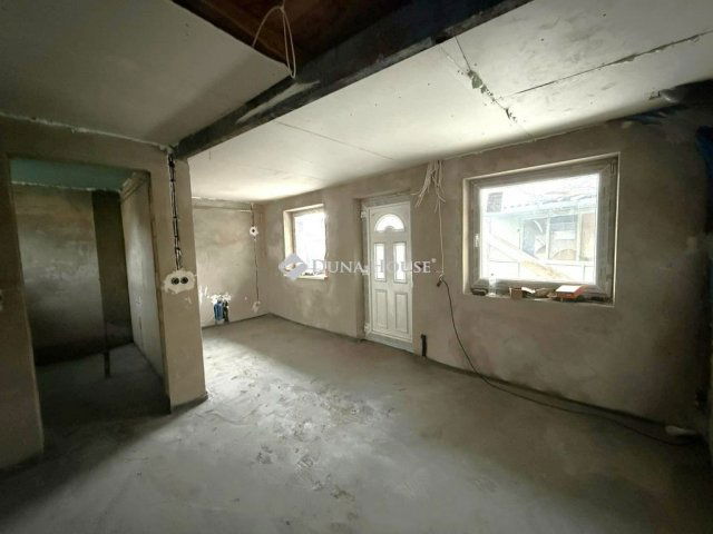 Eladó családi ház, Nagykőrösön 54.9 M Ft, 4 szobás