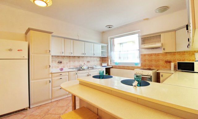 Kiadó téglalakás, albérlet, Debrecenben 270 E Ft / hó, 2 szobás