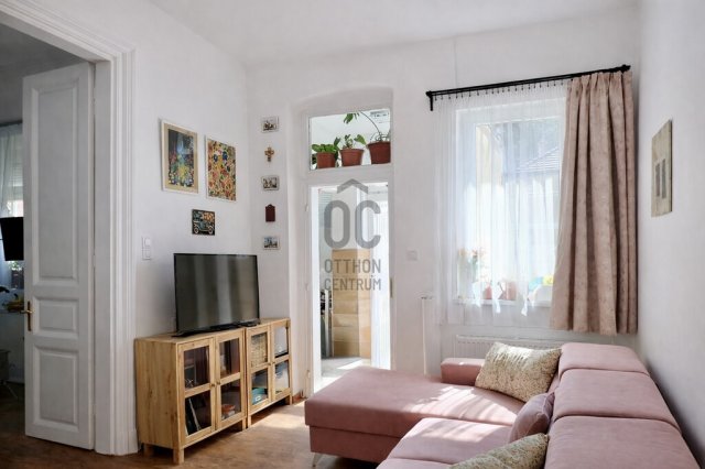 Eladó családi ház, Budapesten, XV. kerületben 54.9 M Ft