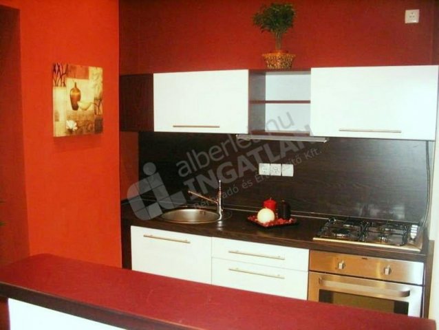 Kiadó téglalakás, albérlet, V. kerületben, Reáltanoda utcában