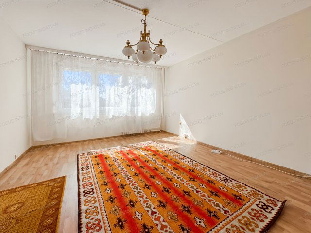 Kiadó panellakás, albérlet, Kecskeméten 130 E Ft / hó, 2 szobás