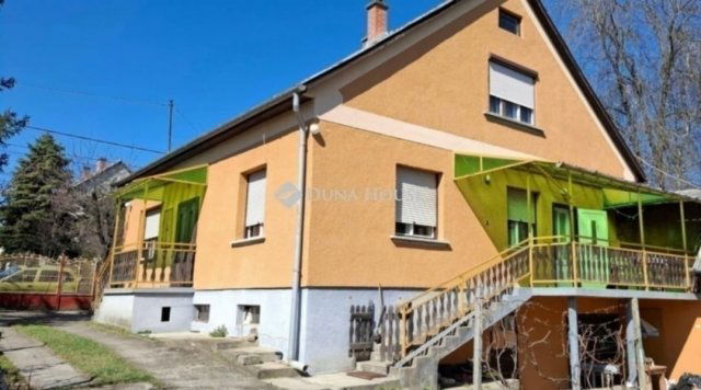 Eladó családi ház, Gyömrőn 109.9 M Ft, 5 szobás